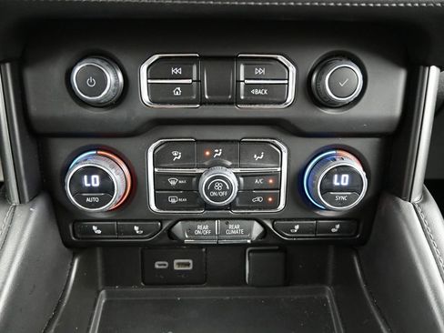 Used 2023 Chevrolet Tahoe LT AWD/4WD image 19