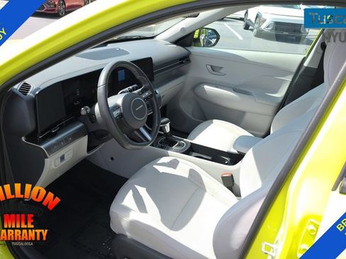 Used 2025 Hyundai Kona SEL AWD/4WD image 23