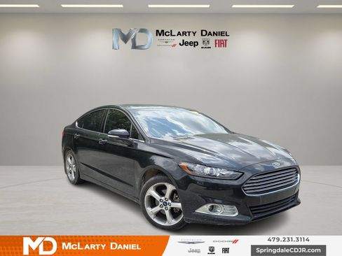 Used 2014 Ford Fusion SE w/ Equipment Group 201A FWD image 1