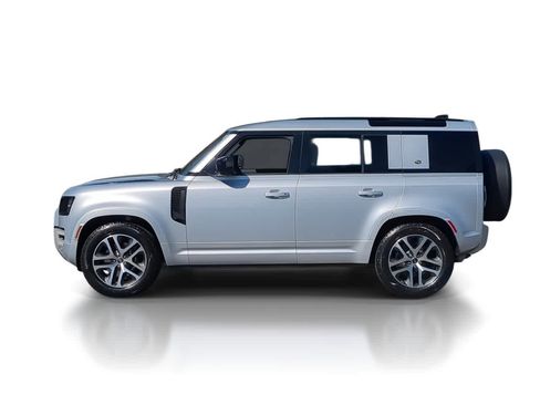 Used 2022 Land Rover Defender 110 XS Edition AWD/4WD image 5