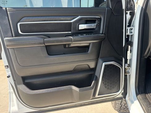 Used 2023 RAM 2500 Laramie image 28