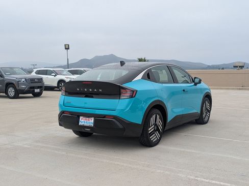 New 2026 Nissan Leaf SV+ w/ Floor Mat Package (SV+) image 5