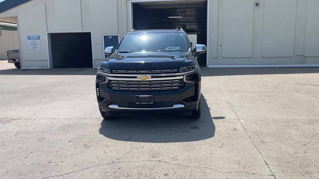 Used 2023 Chevrolet Tahoe Premier w/ Premium Package AWD/4WD image 3
