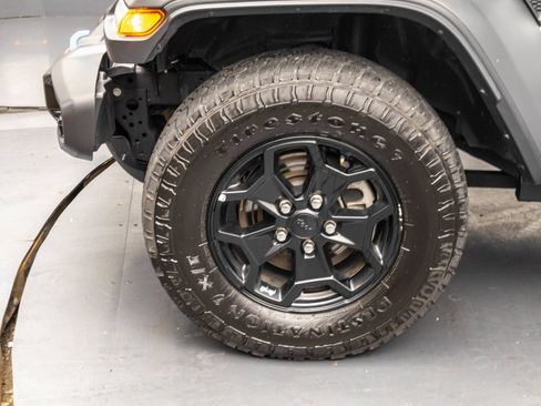 Used 2023 Jeep Wrangler Unlimited w/ Cold Weather Group AWD/4WD image 43