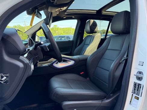 Used 2025 Mercedes-Benz GLE 450 4MATIC image 10