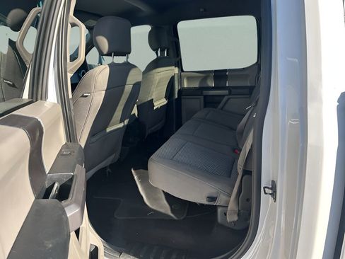 Used 2019 Ford F150 XLT w/ Trailer Tow Package image 8