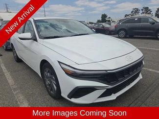 Used 2024 Hyundai Elantra SEL FWD video 1