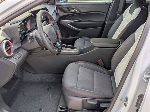 New 2026 Chevrolet Trax RS w/ Sunroof Package image 18