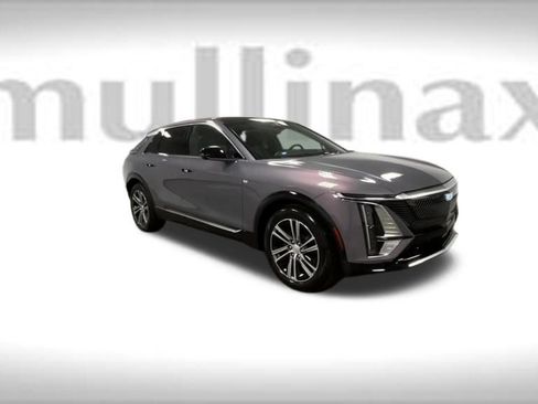 New 2026 Cadillac Lyriq Premium Luxury image 53