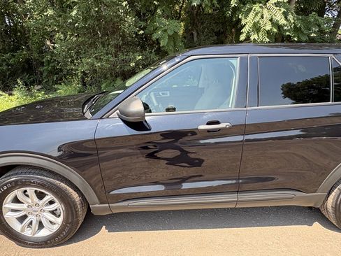 Used 2021 Ford Explorer 4WD image 10