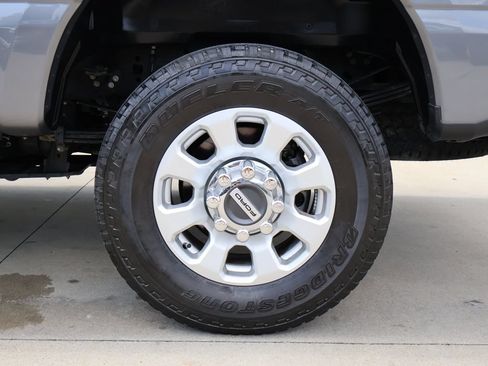 Used 2024 Ford F350 XLT w/ FX4 Off-Road Package AWD/4WD image 40