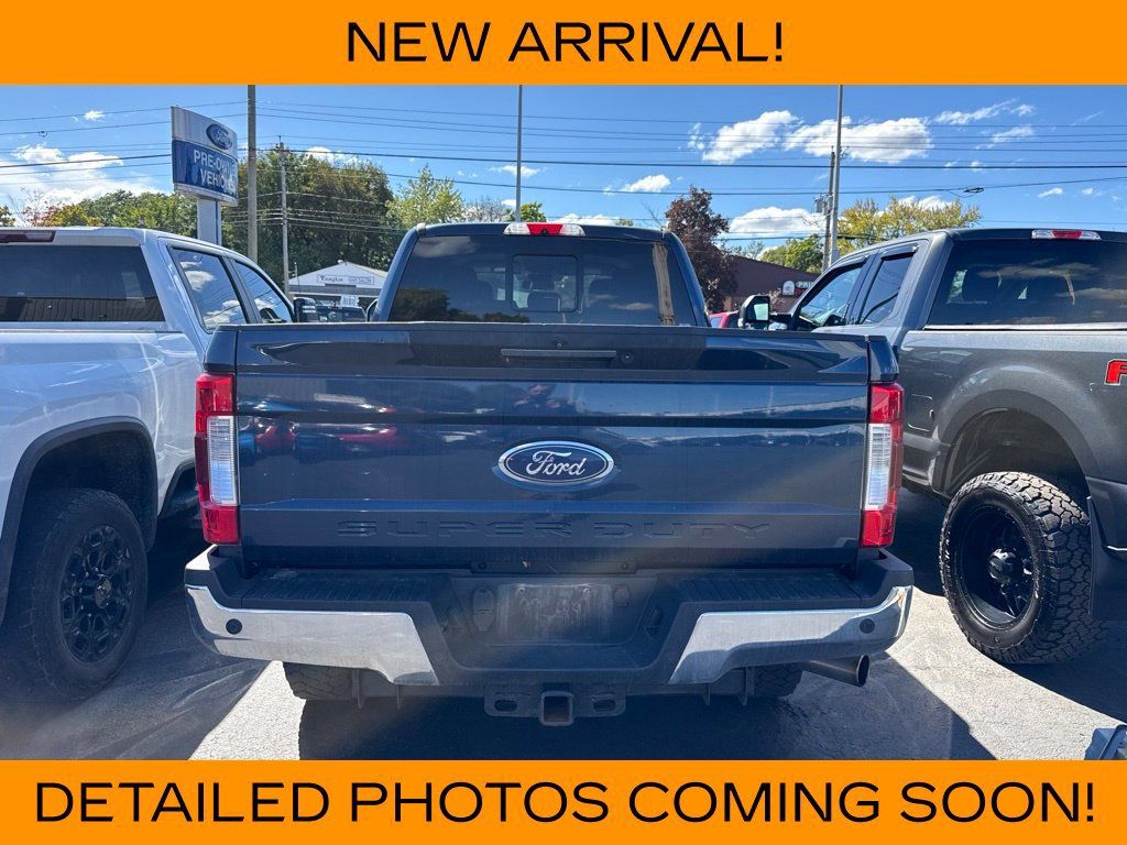 Used 2019 Ford F250 Lariat w/ Lariat Ultimate Package AWD/4WD image 4