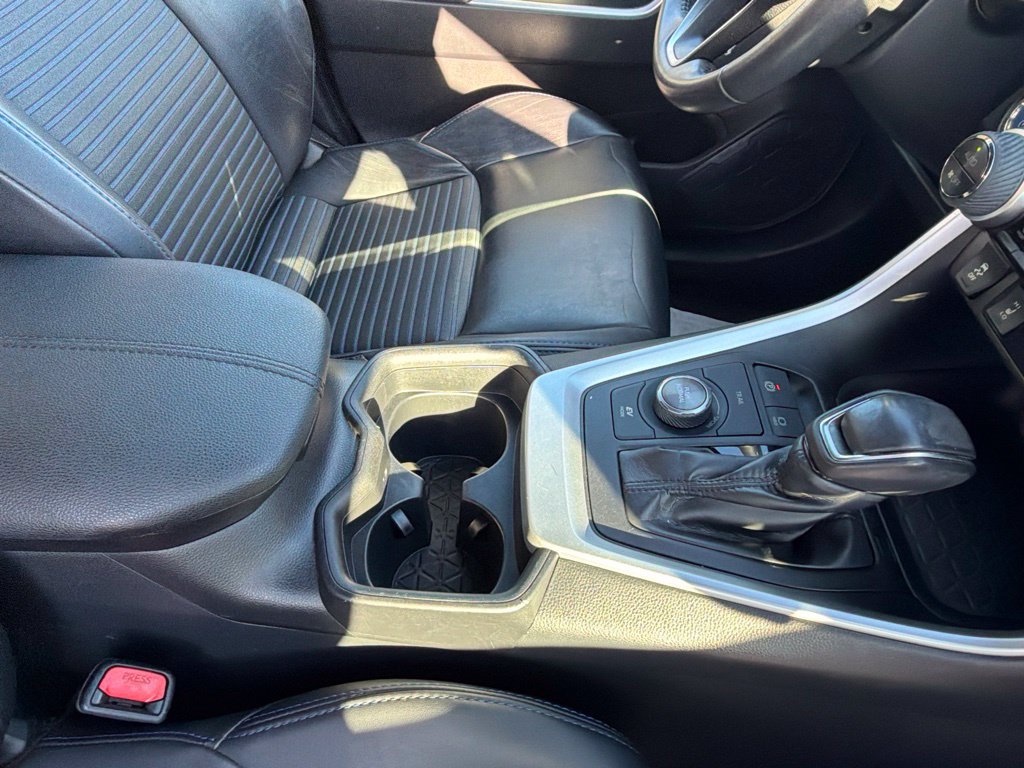 Used 2019 Toyota RAV4 XSE w/ XSE Weather Package AWD/4WD image 46