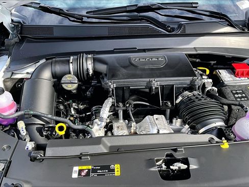 New 2026 Jeep Compass Latitude AWD/4WD image 10