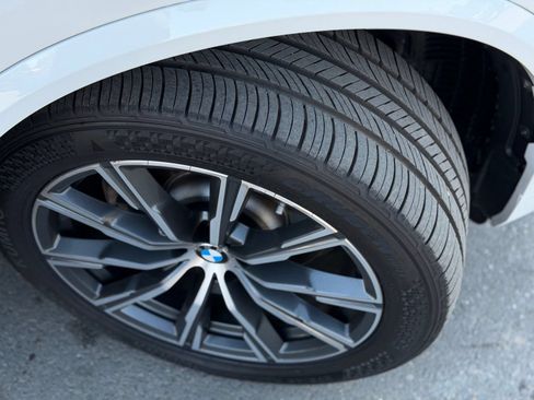 Used 2020 BMW X5 xDrive40i w/ M Sport Package AWD/4WD image 65