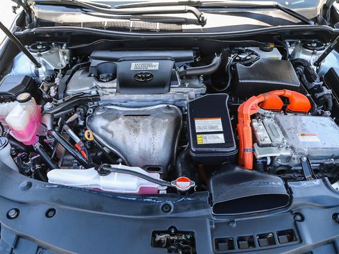 Used 2016 Toyota Camry XLE FWD image 26