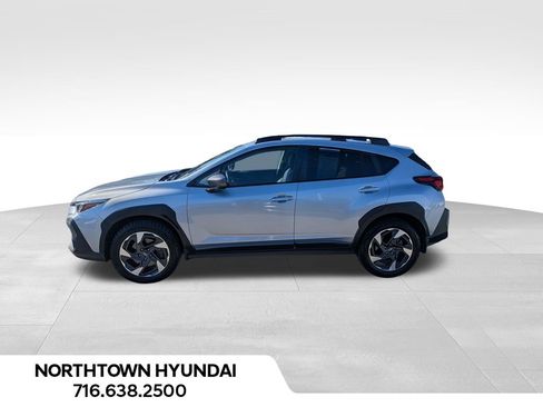 Used 2024 Subaru Crosstrek 2.5i Limited image 2