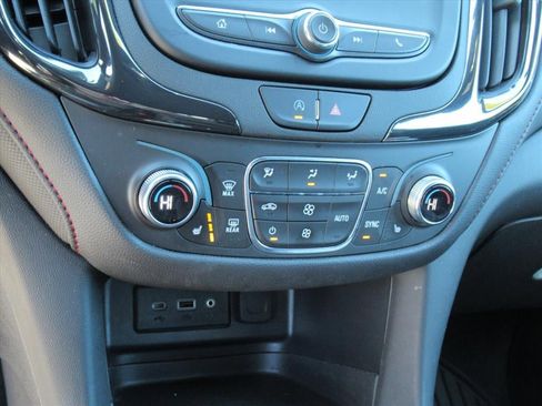 Used 2023 Chevrolet Equinox RS image 25