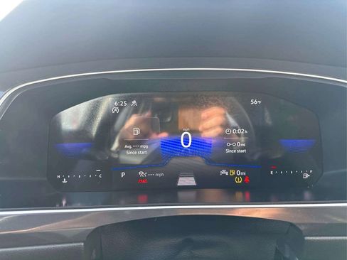 Used 2024 Volkswagen Tiguan S image 23