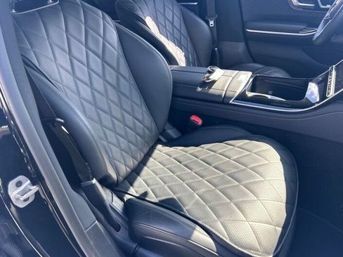Used 2025 Mercedes-Benz S 580 4MATIC Sedan image 13