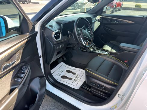 Used 2024 Chevrolet TrailBlazer ACTIV w/ Driver Confidence Package image 8