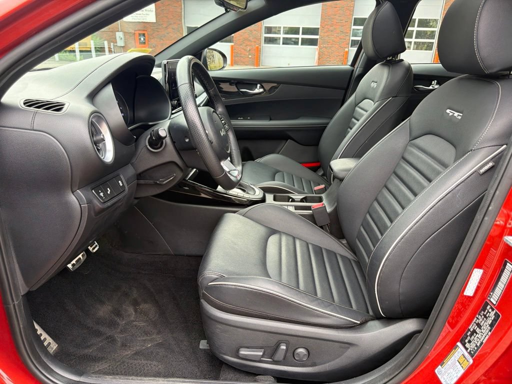 Certified 2023 Kia Forte GT-Line w/ GT-Line Premium Package FWD image 15