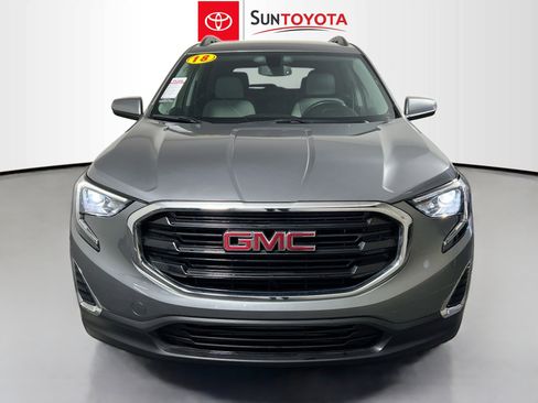 Used 2018 GMC Terrain SLE w/ Driver Convenience Package image 9