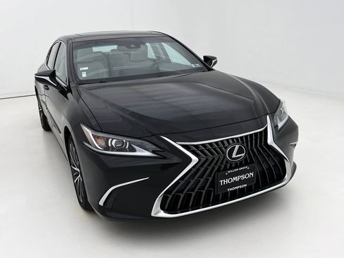 Certified 2022 Lexus ES 350 w/ Premium Package image 7