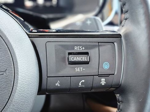 Certified 2023 Nissan Pathfinder Platinum AWD/4WD image 17
