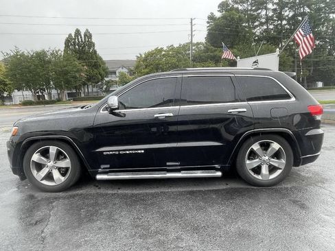 Used 2014 Jeep Grand Cherokee Overland w/ Advanced Technology Group AWD/4WD image 5