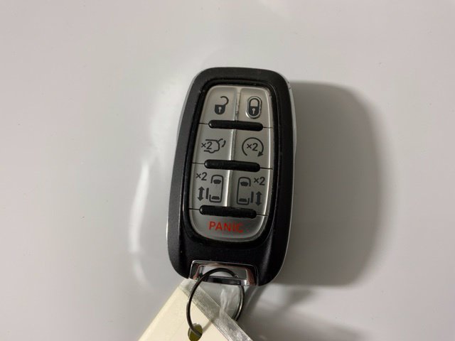 Used 2024 Chrysler Pacifica Limited FWD image 39