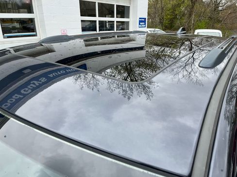 Used 2015 Jeep Grand Cherokee Overland w/ Advanced Technology Group image 31