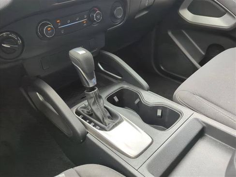 Used 2022 Nissan Frontier SV AWD/4WD image 16