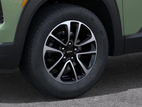 New 2026 Chevrolet TrailBlazer LT w/ Convenience Package FWD image 9
