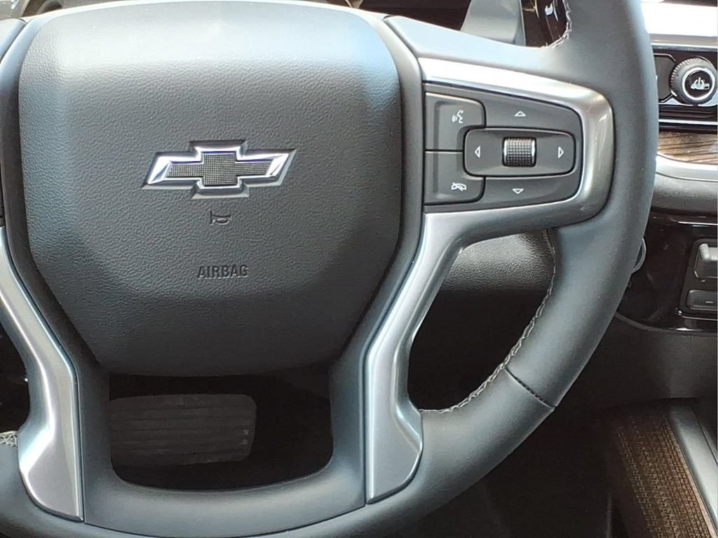 New 2026 Chevrolet Silverado 1500 RST w/ Redline Edition AWD/4WD image 7
