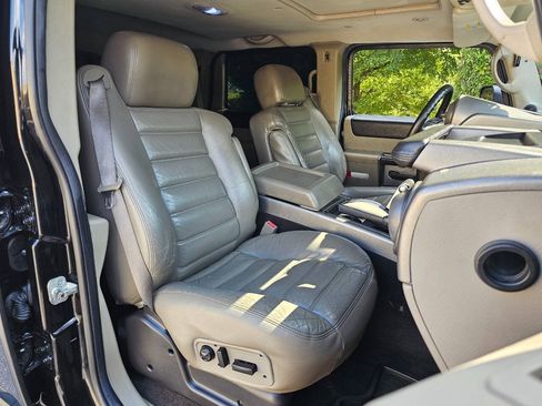 Used 2003 HUMMER H2 w/ Preferred Equipment Group AWD/4WD image 25