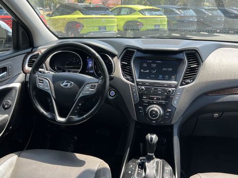 Used 2019 Hyundai Santa Fe XL w/ Cargo Package AWD/4WD image 24