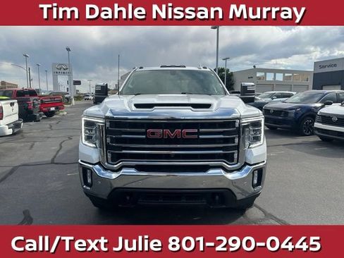 Used 2023 GMC Sierra 2500 SLT w/ SLT Premium Package AWD/4WD image 4