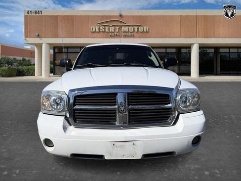 Used 2006 Dodge Dakota SLT w/ Trailer Tow Group RWD image 2