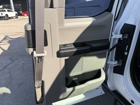 Used 2018 Ford F350 XL w/ Power Equipment Group image 37