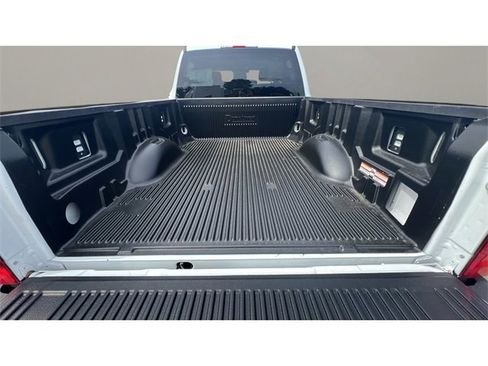 Used 2025 Ford F250 XLT w/ FX4 Off-Road Package image 39