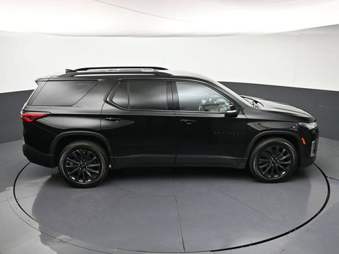 Used 2023 Chevrolet Traverse RS w/ LPO, Floor Liner Package AWD/4WD image 21