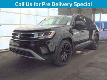 Used 2022 Volkswagen Atlas Cross Sport SE w/ Panoramic Sunroof Package