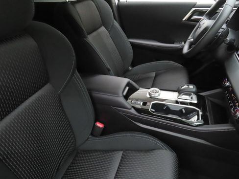 New 2026 Mitsubishi Outlander ES FWD image 22