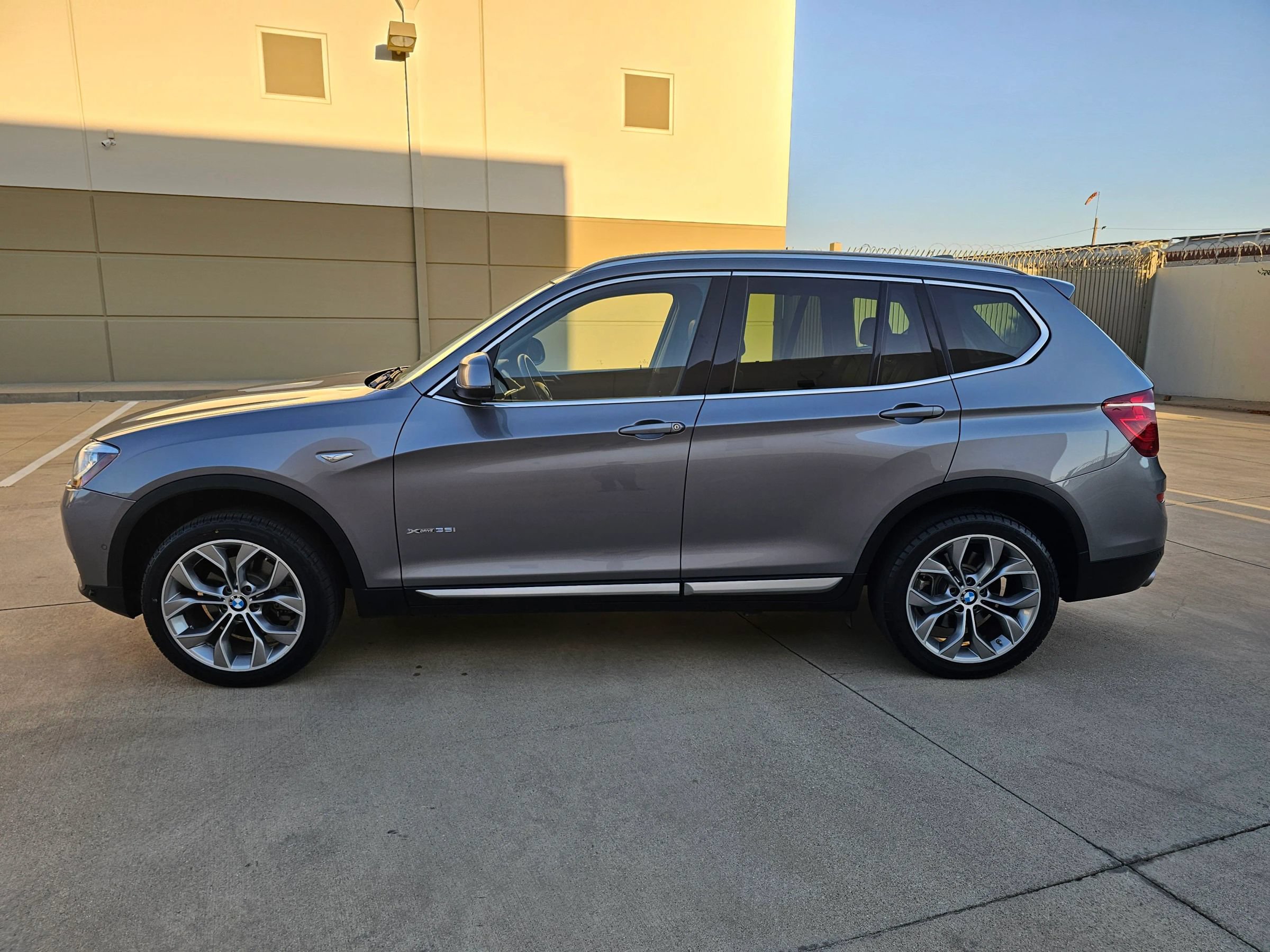 Used 2017 BMW X3 xDrive35i AWD/4WD image 8