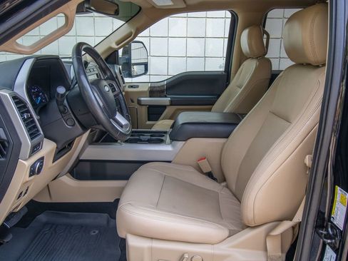 Used 2019 Ford F250 Lariat w/ Lariat Ultimate Package image 14