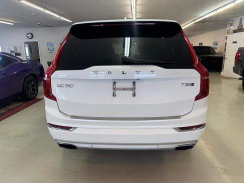 Used 2016 Volvo XC90 T8 Inscription w/ Vision Package image 32