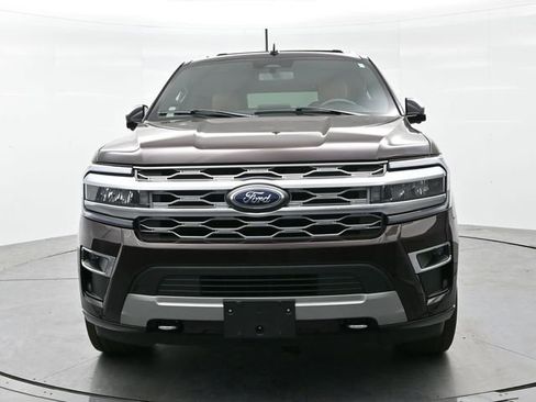 Used 2023 Ford Expedition Max Platinum image 2