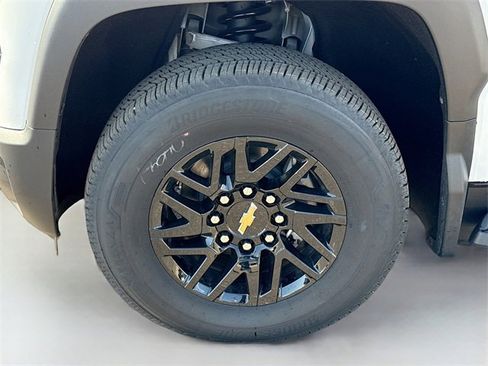 New 2024 Chevrolet Silverado EV W/T image 34