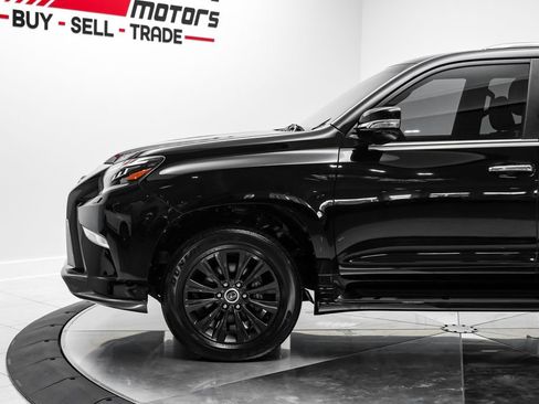 Used 2023 Lexus GX 460 Premium w/ Accessory Package AWD/4WD image 18